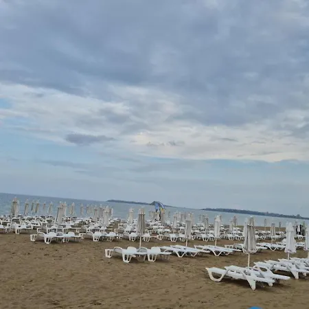 Hotel Grand Nirvana Sunny Beach