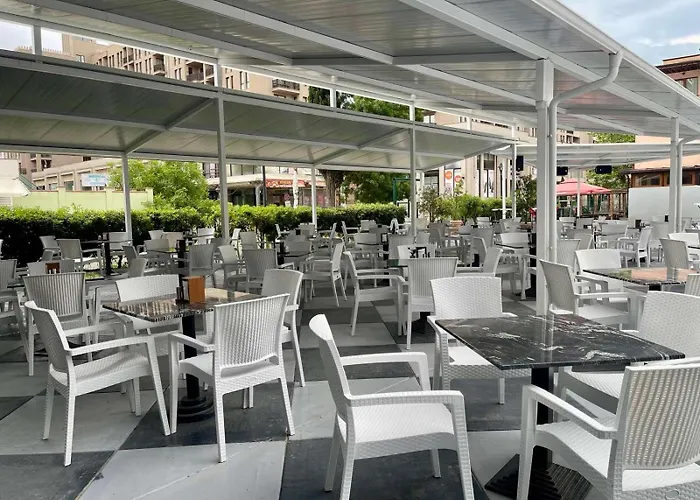 Grand Nirvana 호텔 써니비치