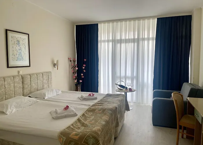 Grand Nirvana Hotel 4*