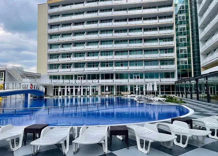 Хотел гранд нирвана - ол инклузив&безплатен чадър и шезлонг на плажа